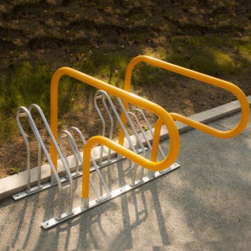 4 bike parking rack set up